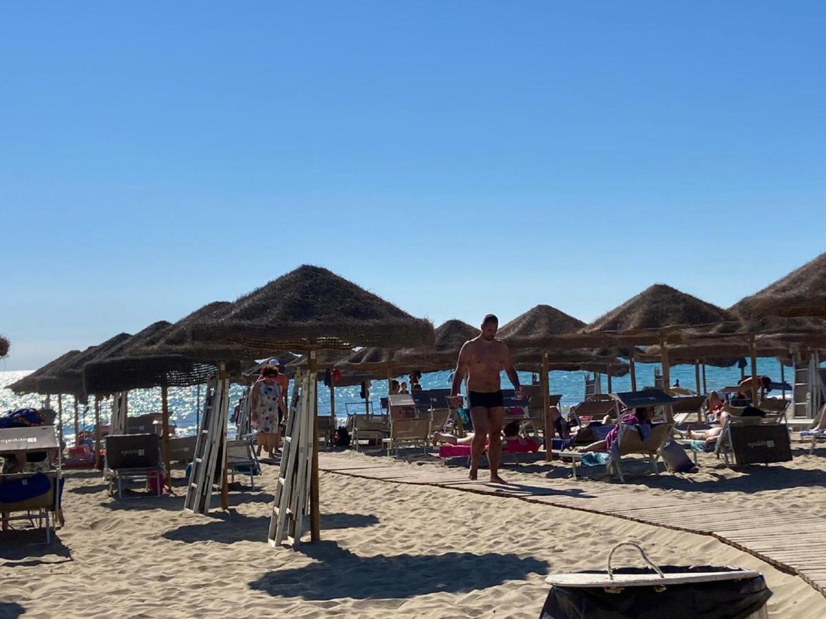 Toscana Charme Resort Tirrenia Eksteriør billede Beach in Sabinillas
